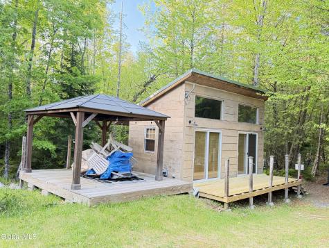 31 Genesee Way Minerva NY 12851