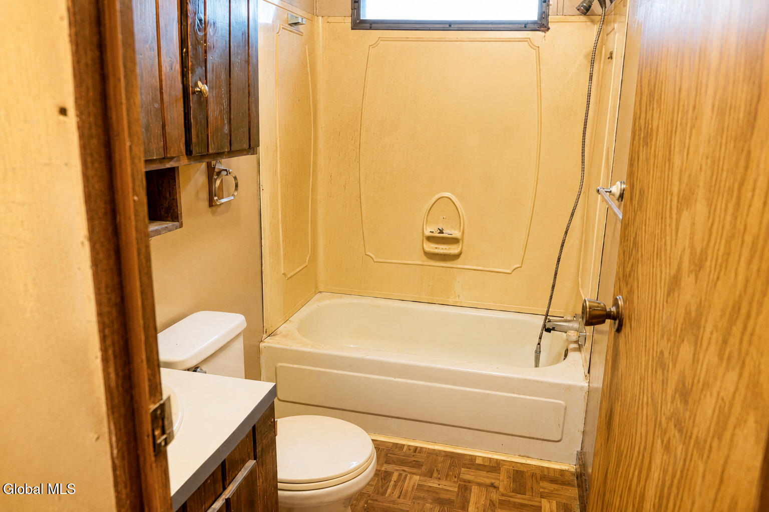 719 S Green Road Sprakers NY 12166