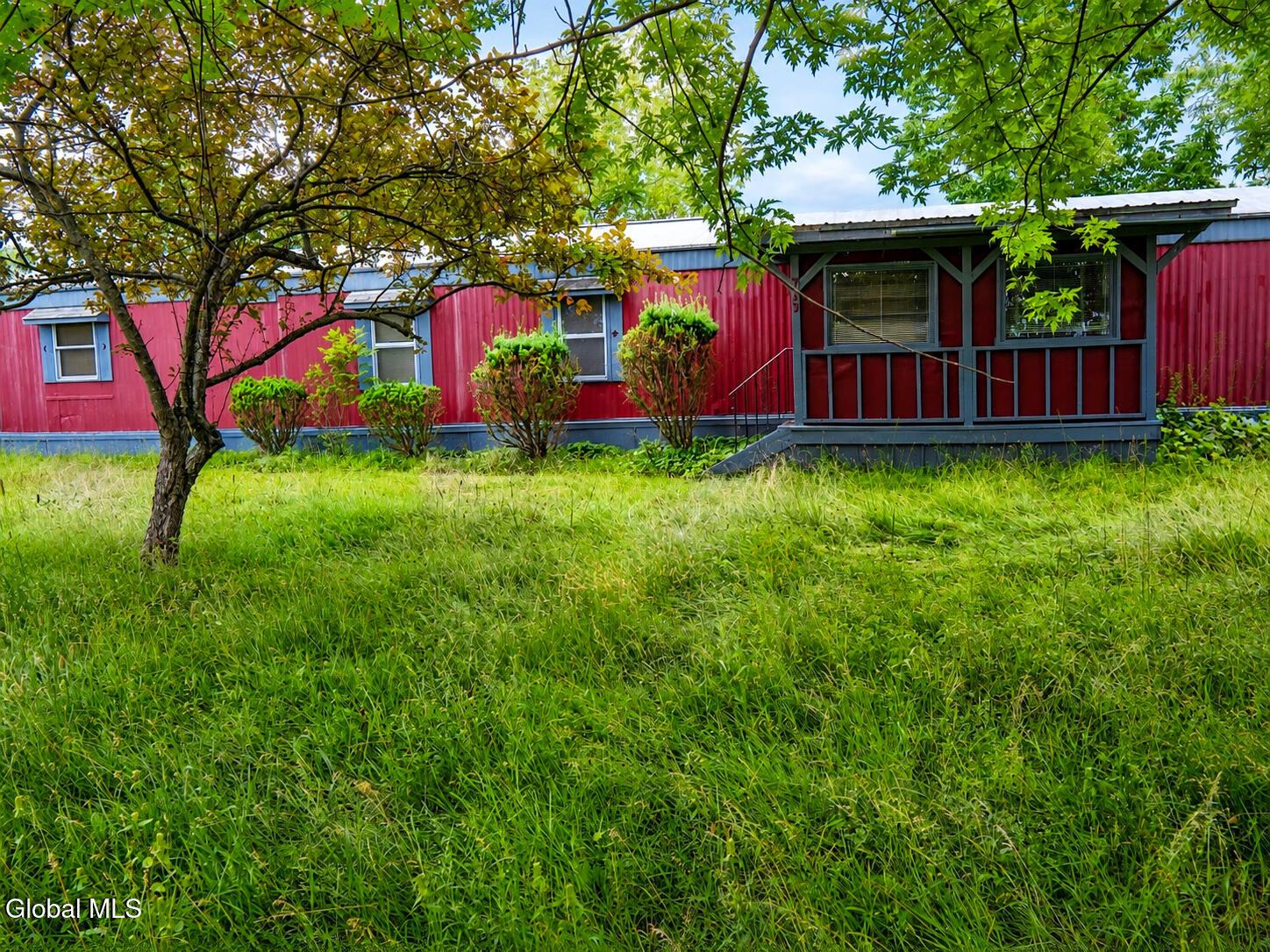 719 S Green Road Sprakers NY 12166