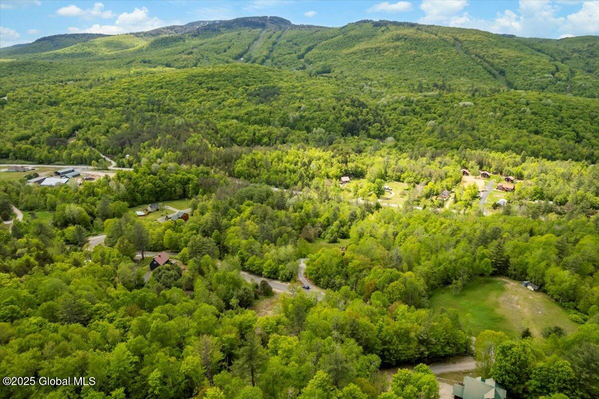 L48.4 Durkin Road North Creek NY 12853