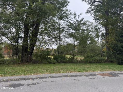 L2 Rolling Meadows Lane Ballston Lake NY 12065