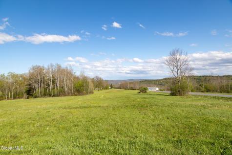 L21.111 Shenendoah Drive Sloansville NY 12160