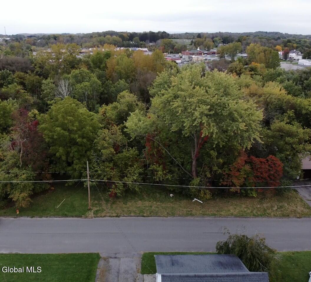 L25 Oakwood Avenue Johnstown NY 12095
