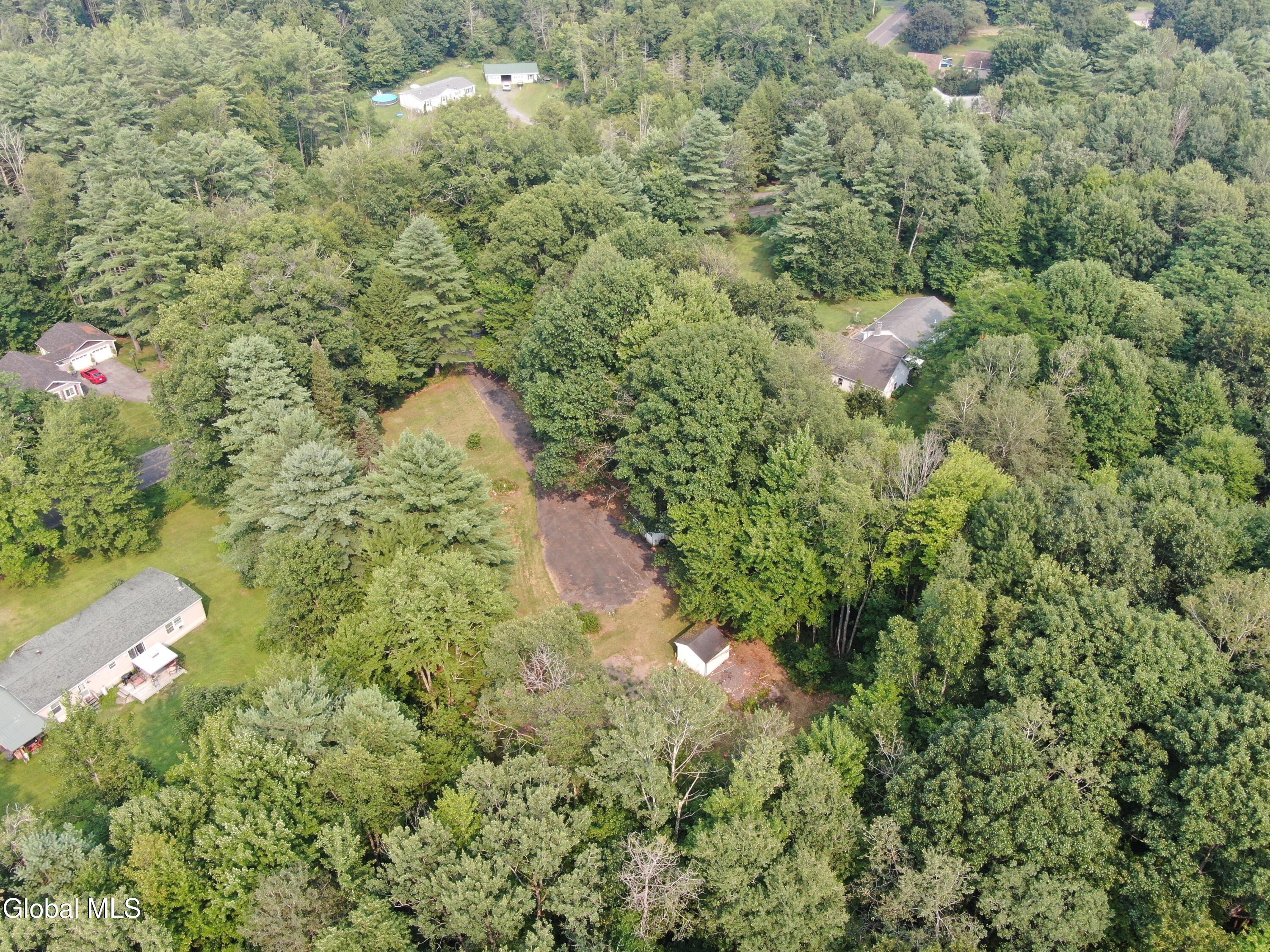 228 Smith Road Amsterdam NY 12010