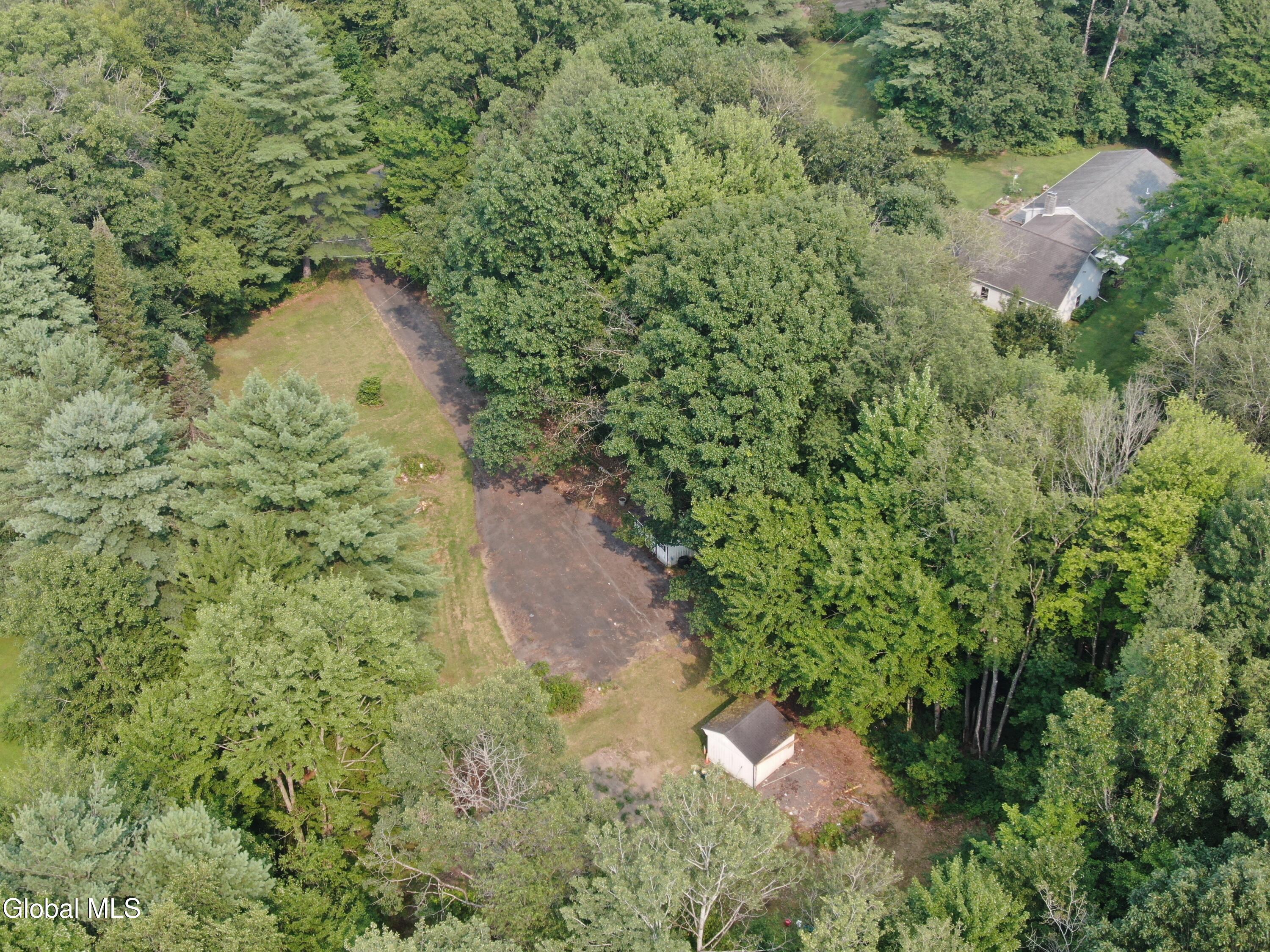 228 Smith Road Amsterdam NY 12010