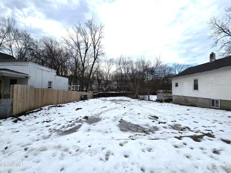 136 2nd Avenue Rensselaer NY 12144