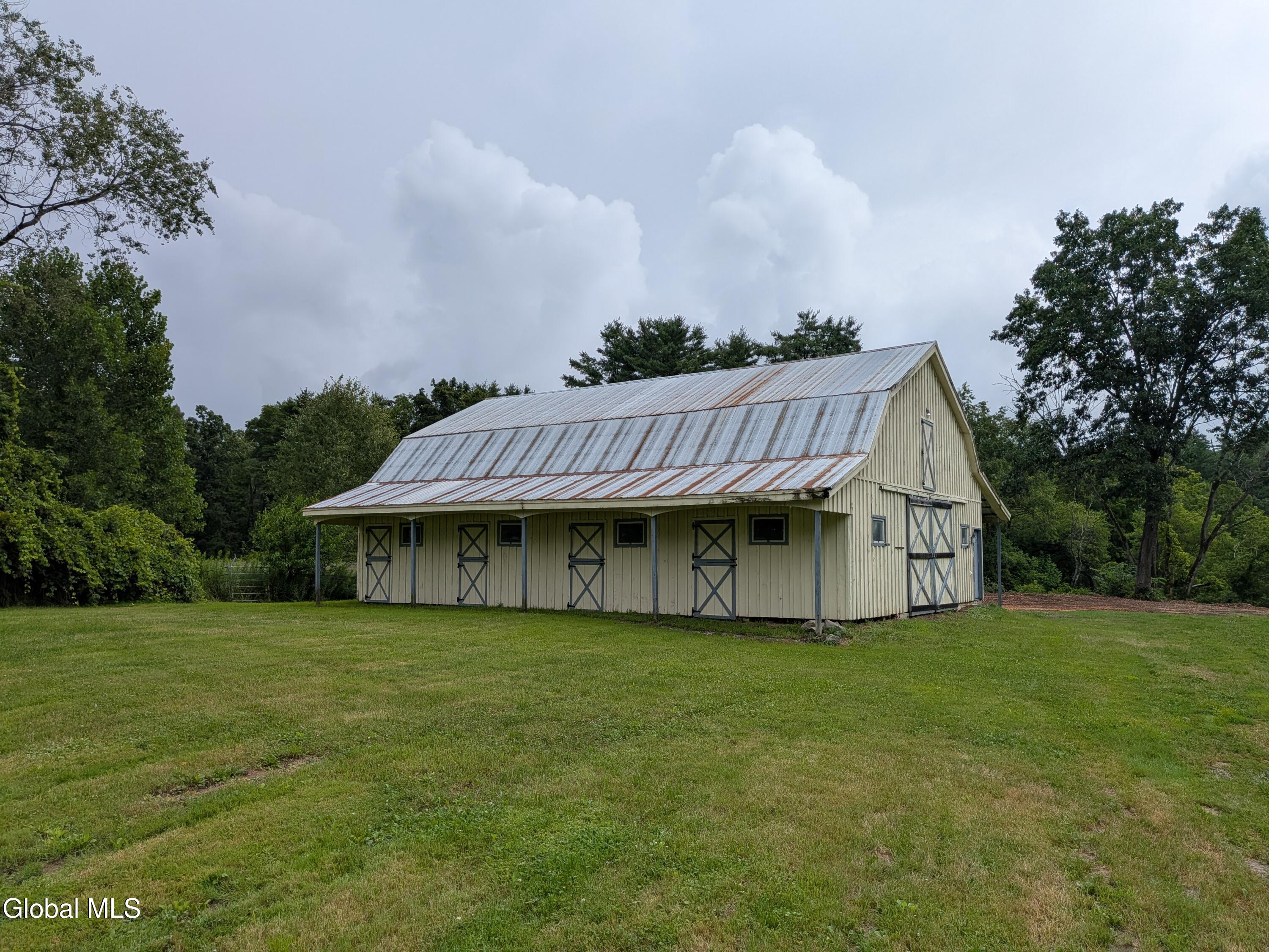 932 Saratoga Road Wilton NY 12831