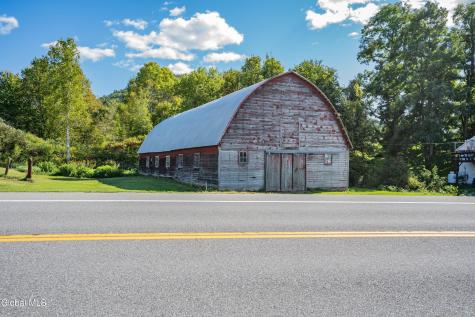 L4 Ny-313 Cambridge NY 12816