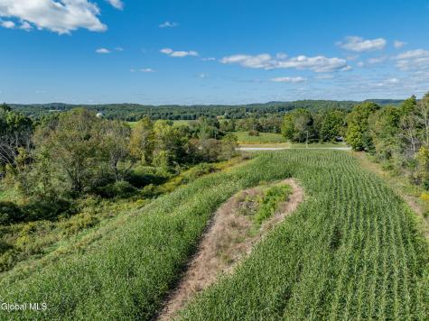 L4 Ny-313 Cambridge NY 12816