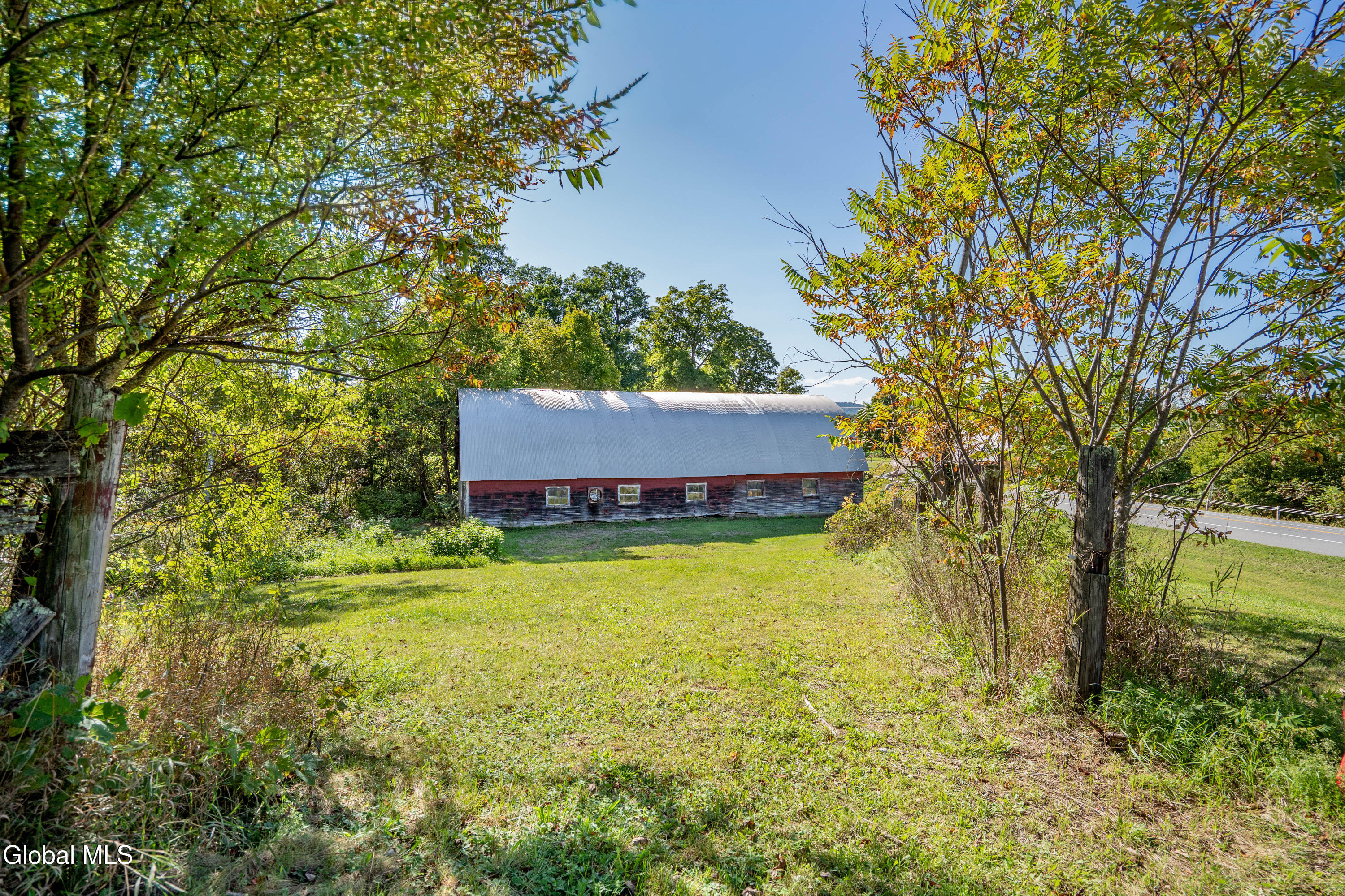 L4 Ny-313 Cambridge NY 12816