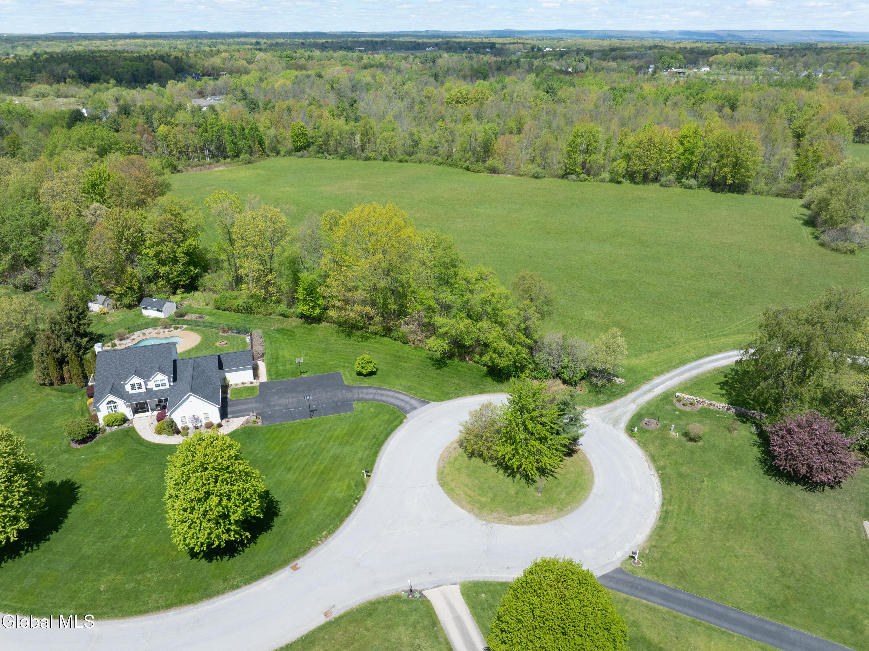 17 Kelly Meadow Road Burnt Hills NY 12027