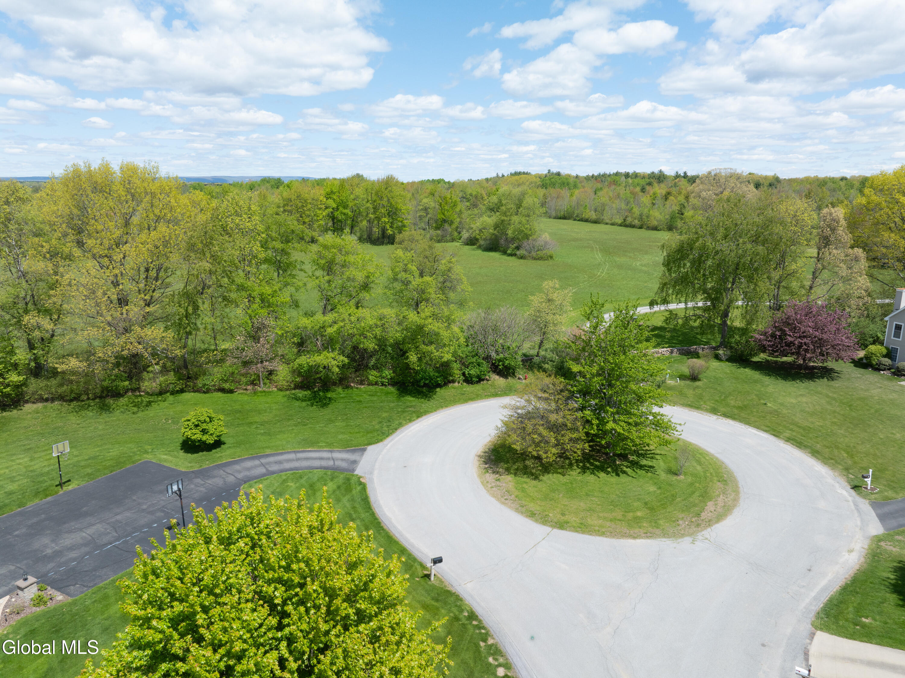 17 Kelly Meadow Road Burnt Hills NY 12027