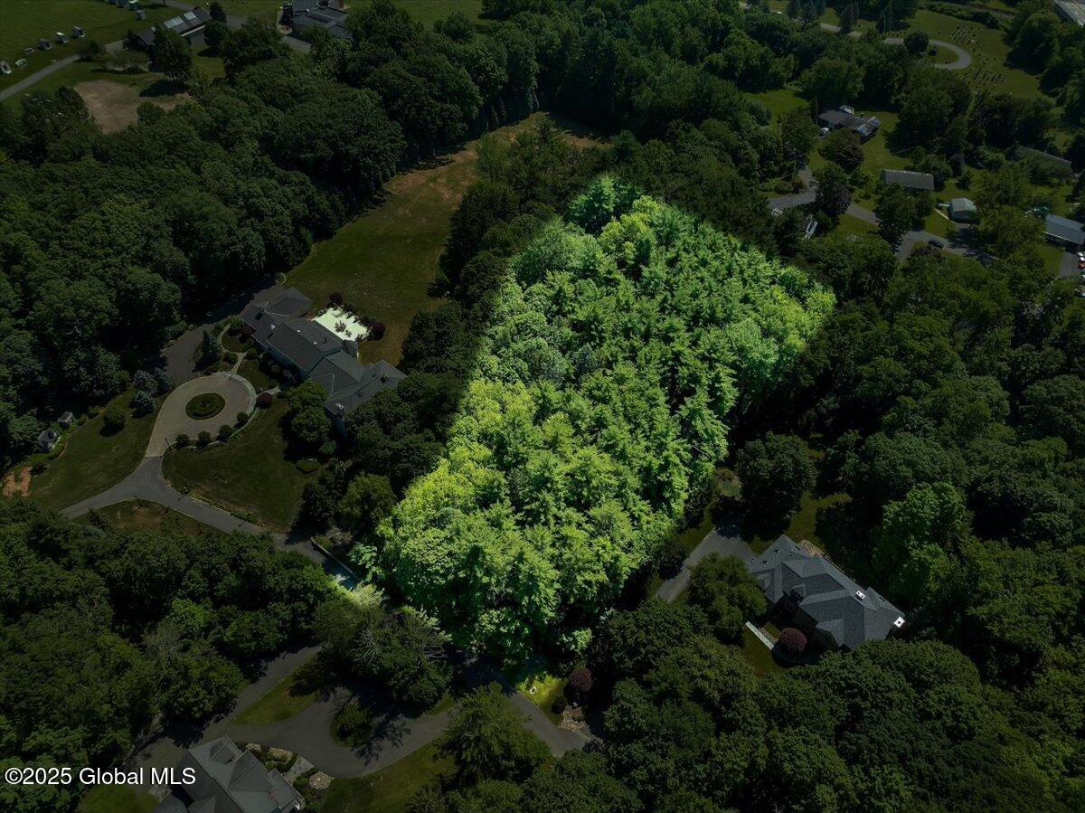 112 Woods Lane Colonie NY 12204