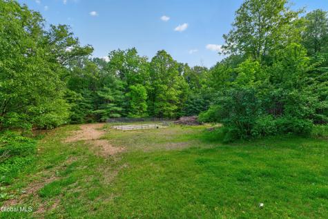 L3 27.11 King Road Saratoga NY 12831