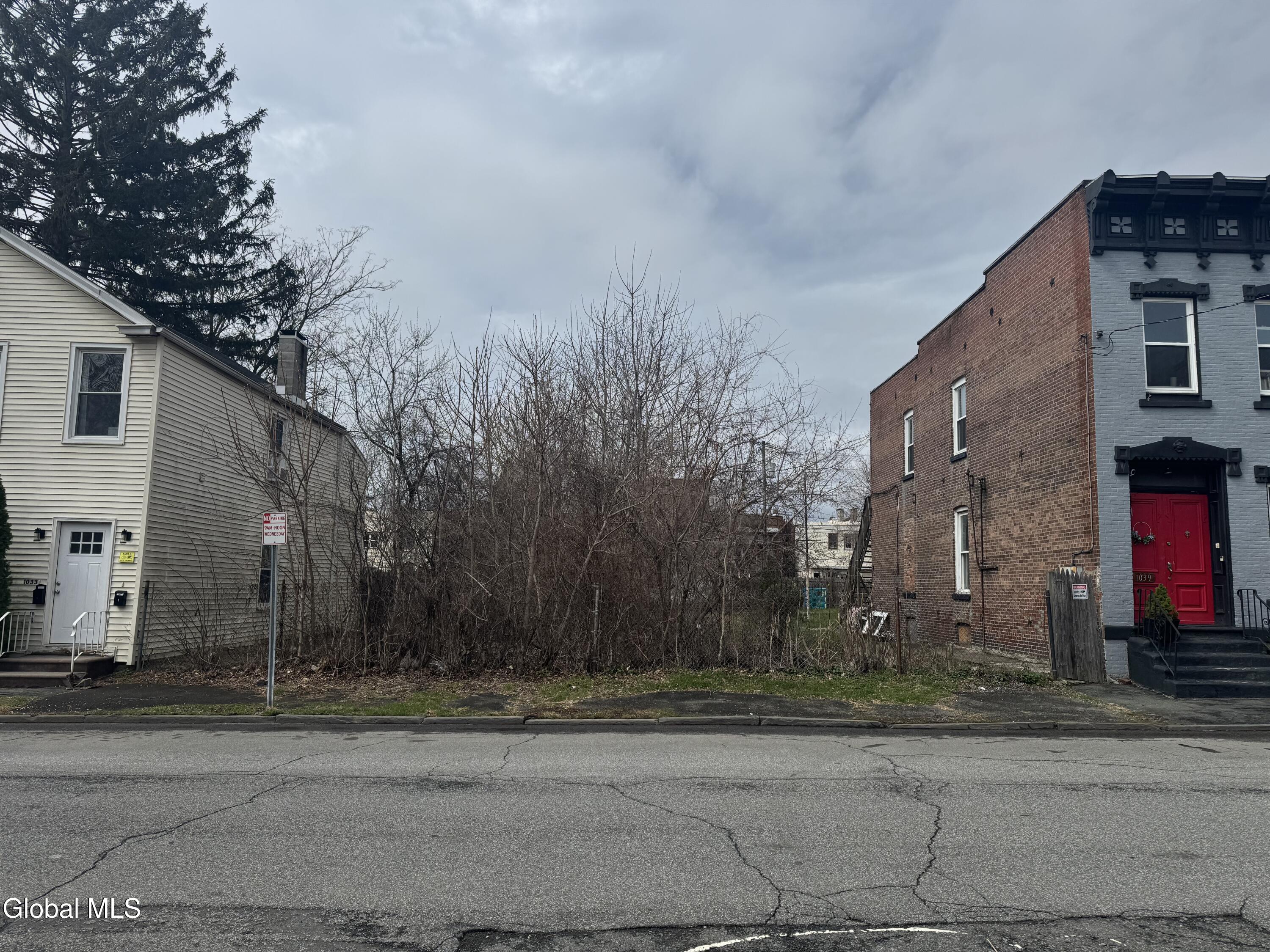 1035-1037 6th Avenue Troy NY 12180