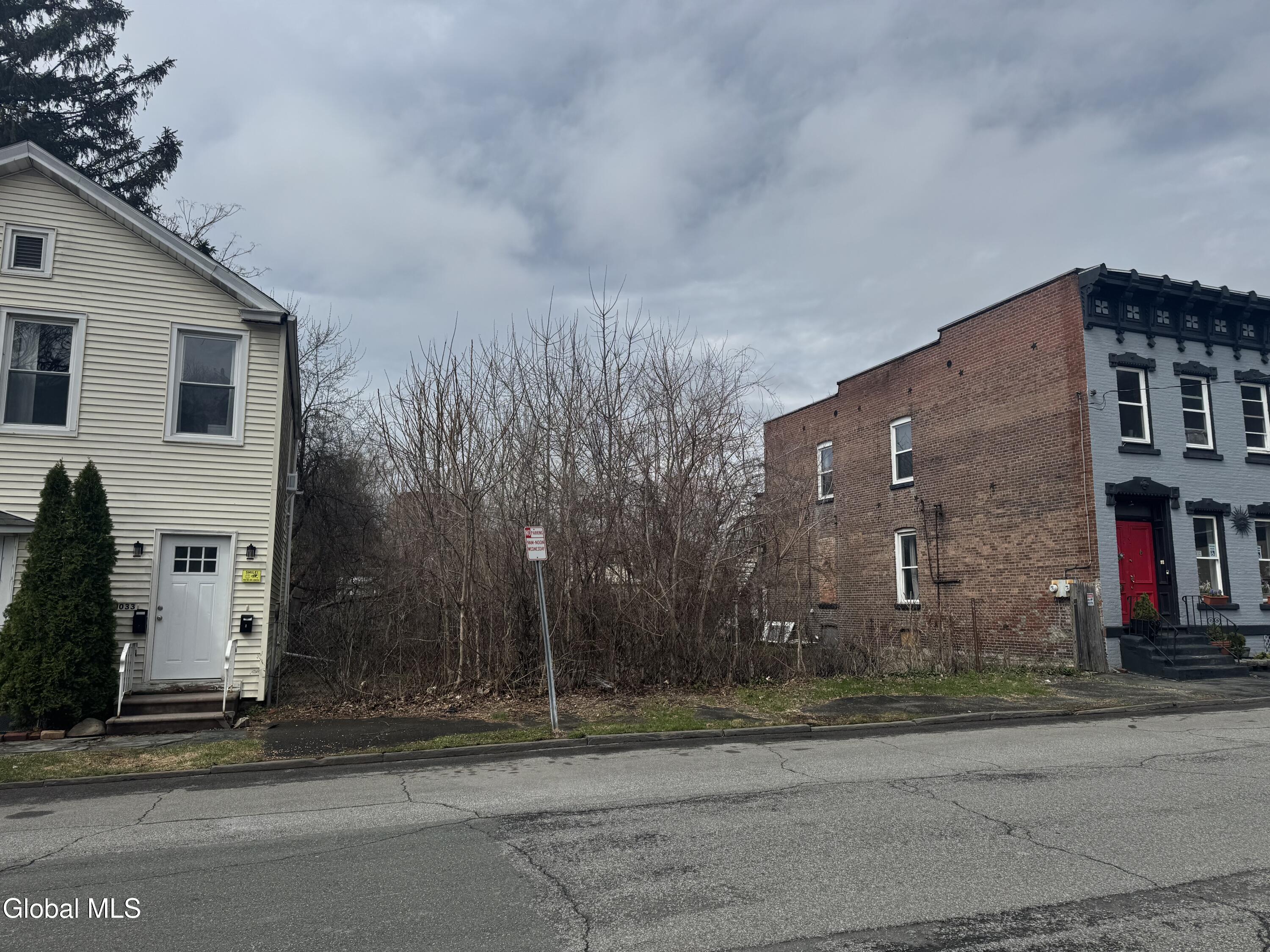1035-1037 6th Avenue Troy NY 12180