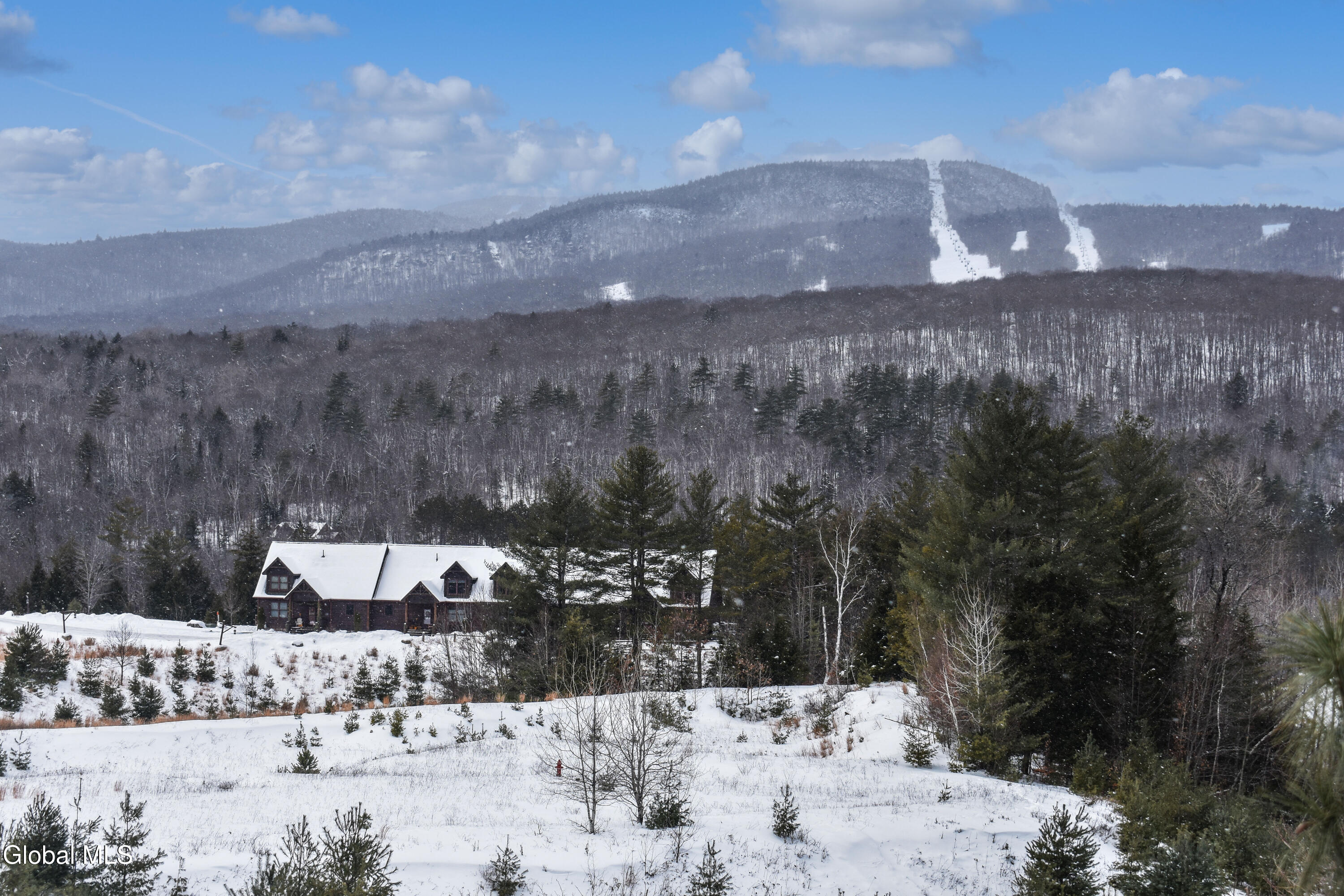 26-29 Sunway Drive North Creek NY 12853