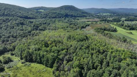 L01 Fox Hollow Lane Hopewell Junction NY 12533