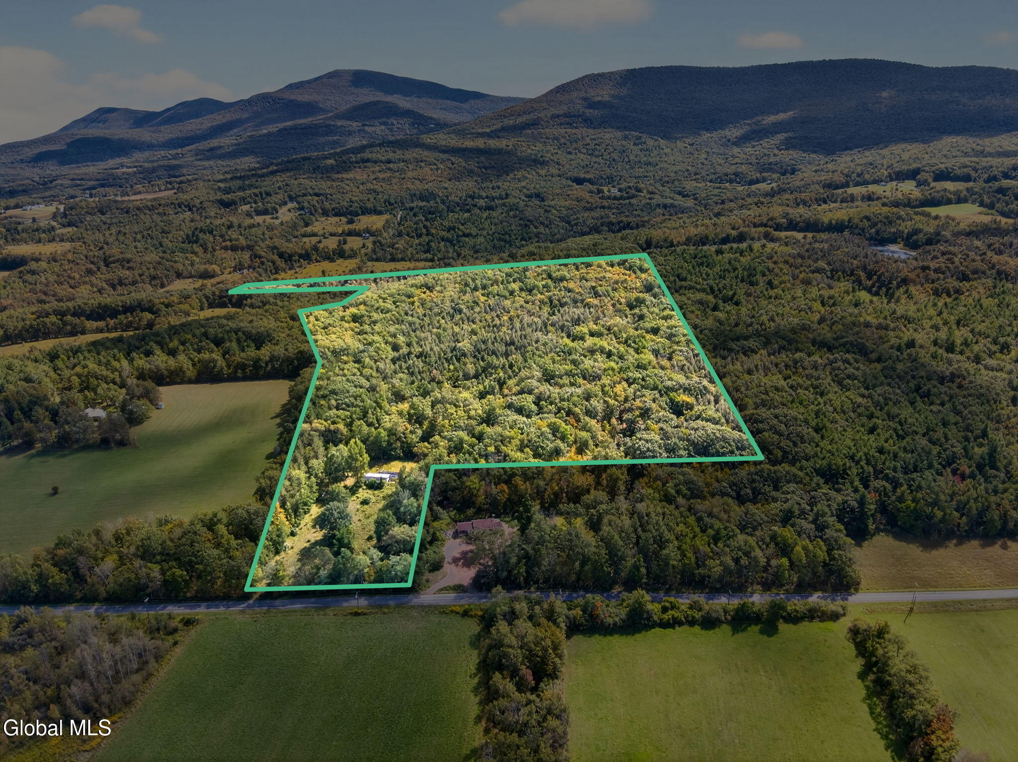 189 Sutton Road Cornwallville NY 12418