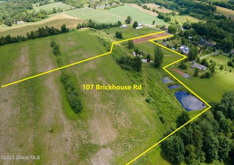107 Brickhouse Road Stillwater NY 12170