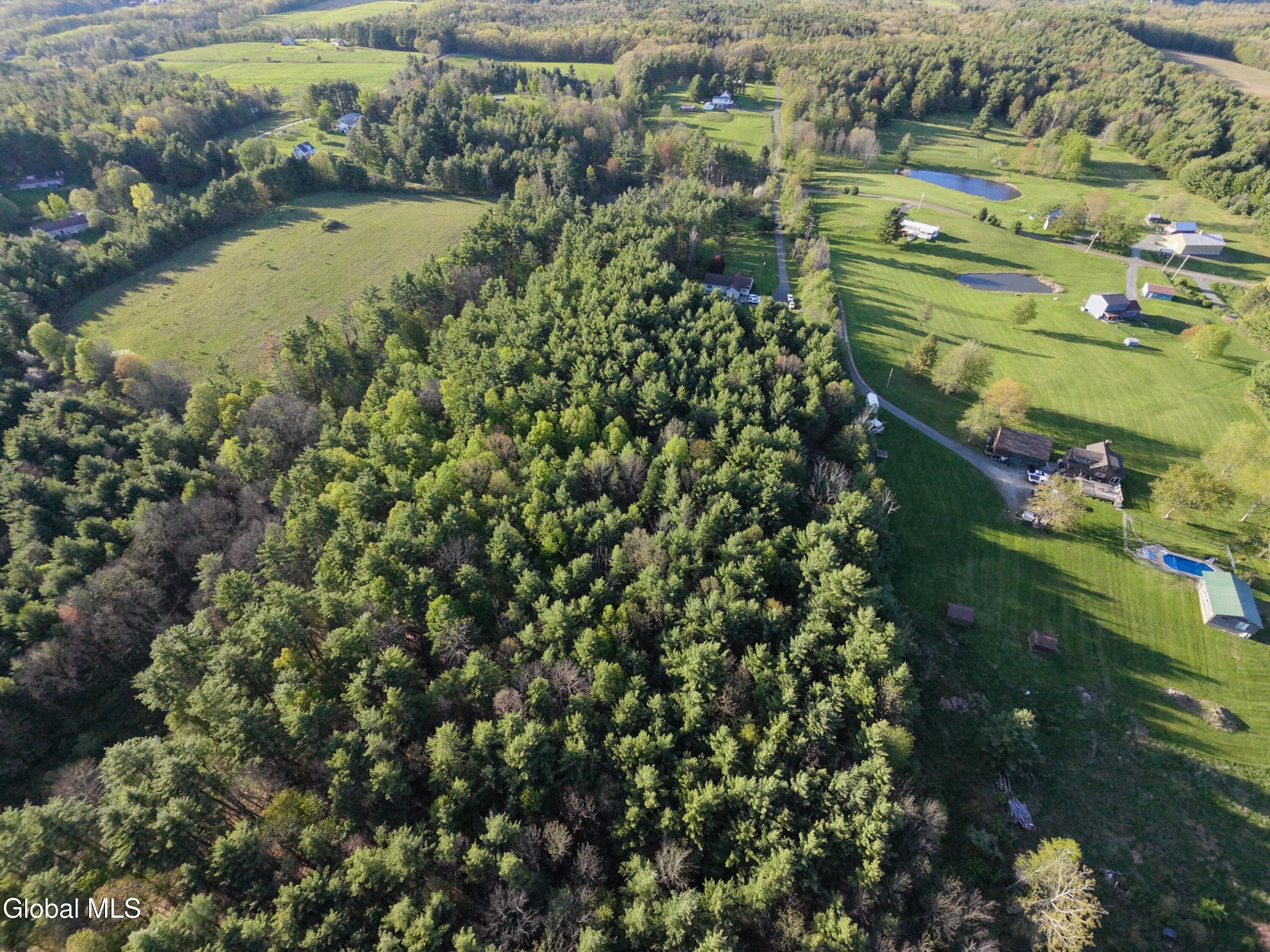 L6.3 Hall Road Pittstown NY 12094