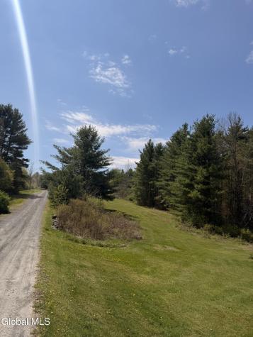 L6.3 Hall Road Pittstown NY 12094