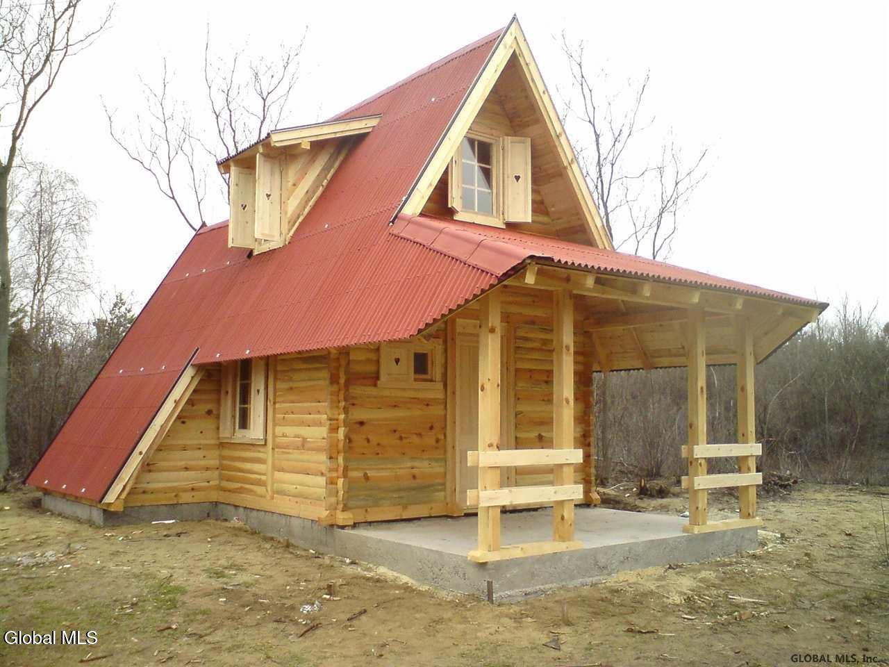 196 Pond View Road Pittstown NY 12138