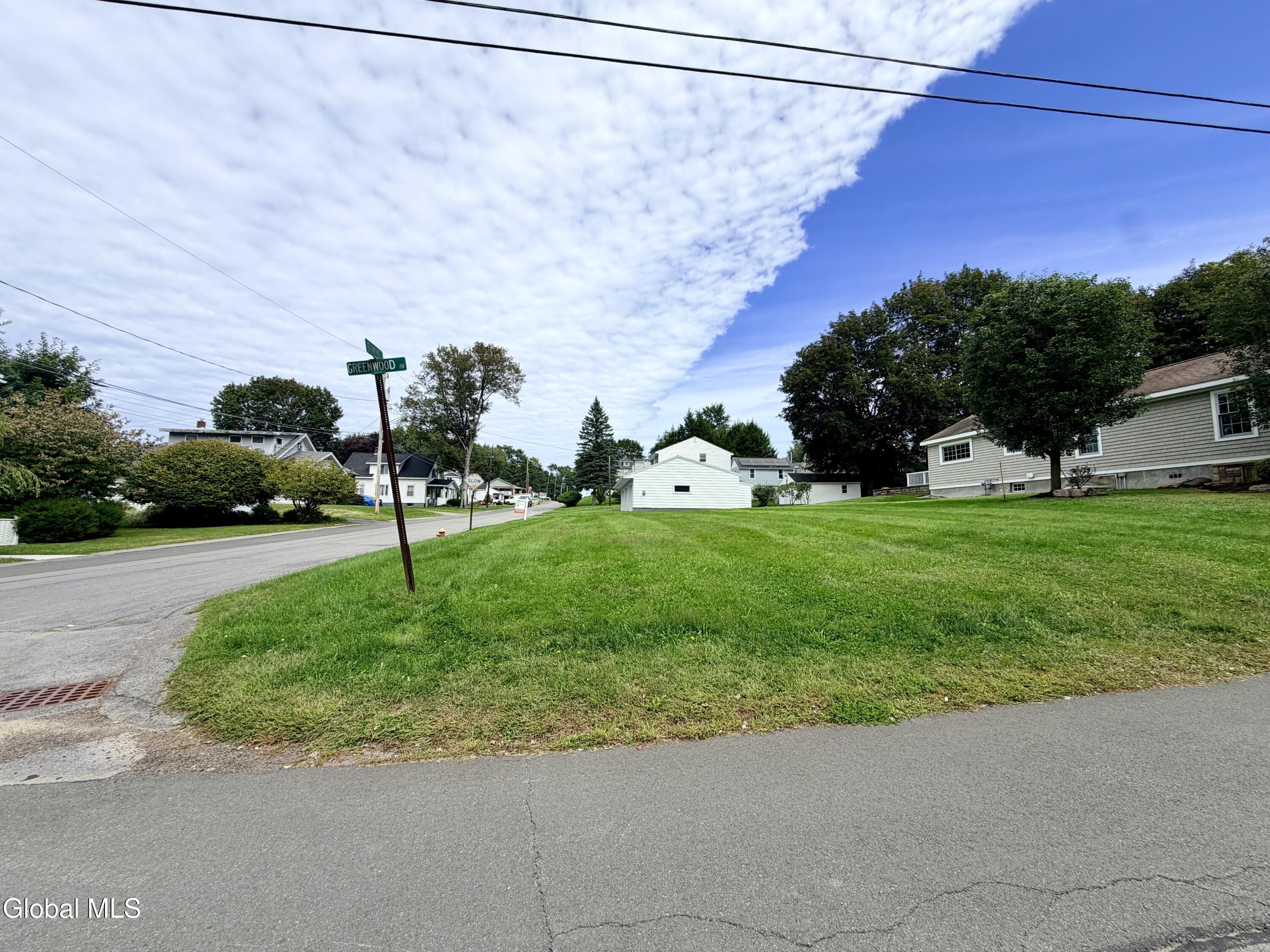 83 Greenwood Avenue Amsterdam NY 12010