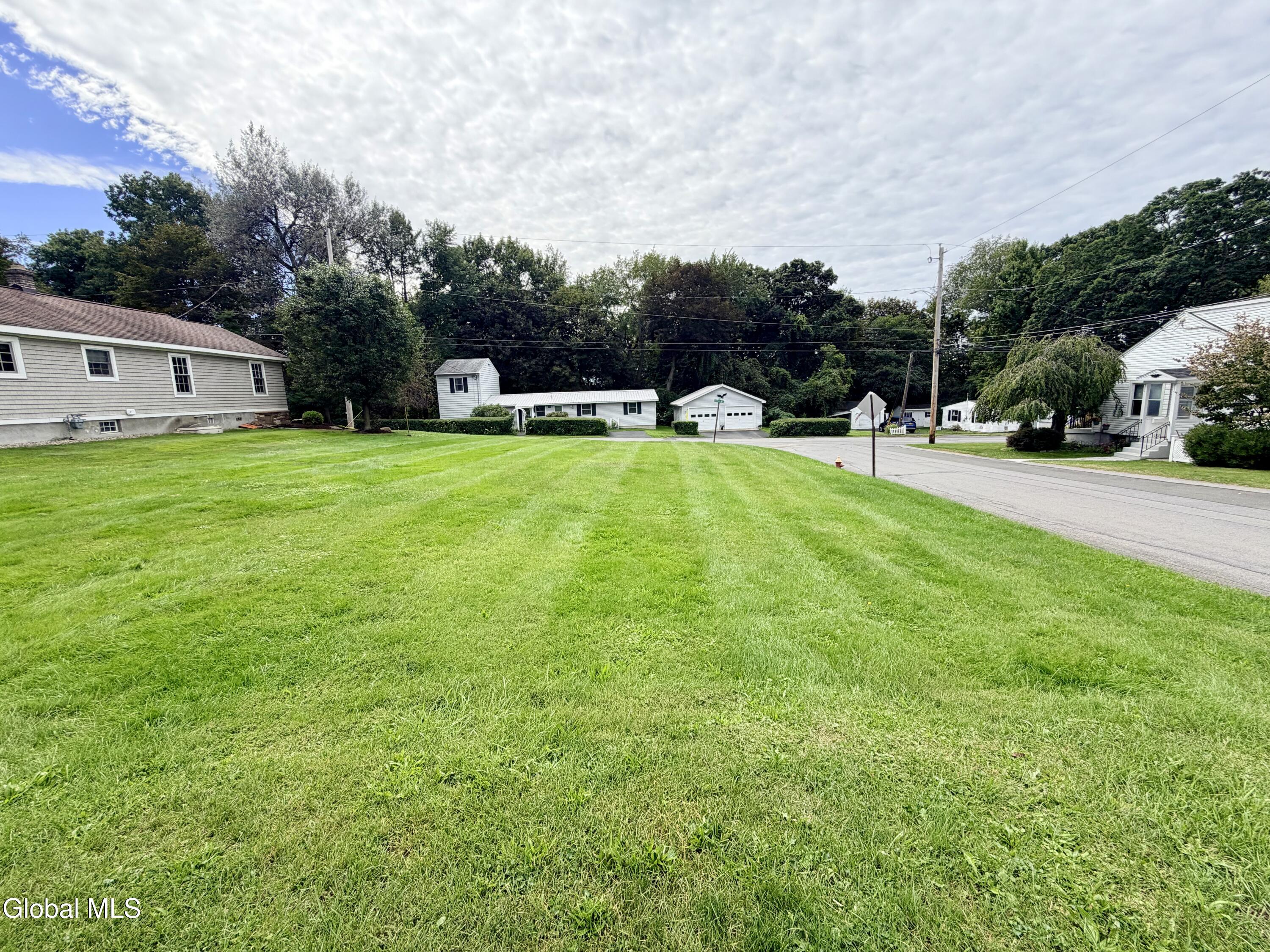83 Greenwood Avenue Amsterdam NY 12010