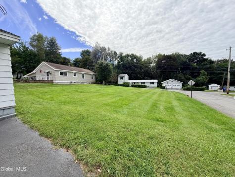 83 Greenwood Avenue Amsterdam NY 12010
