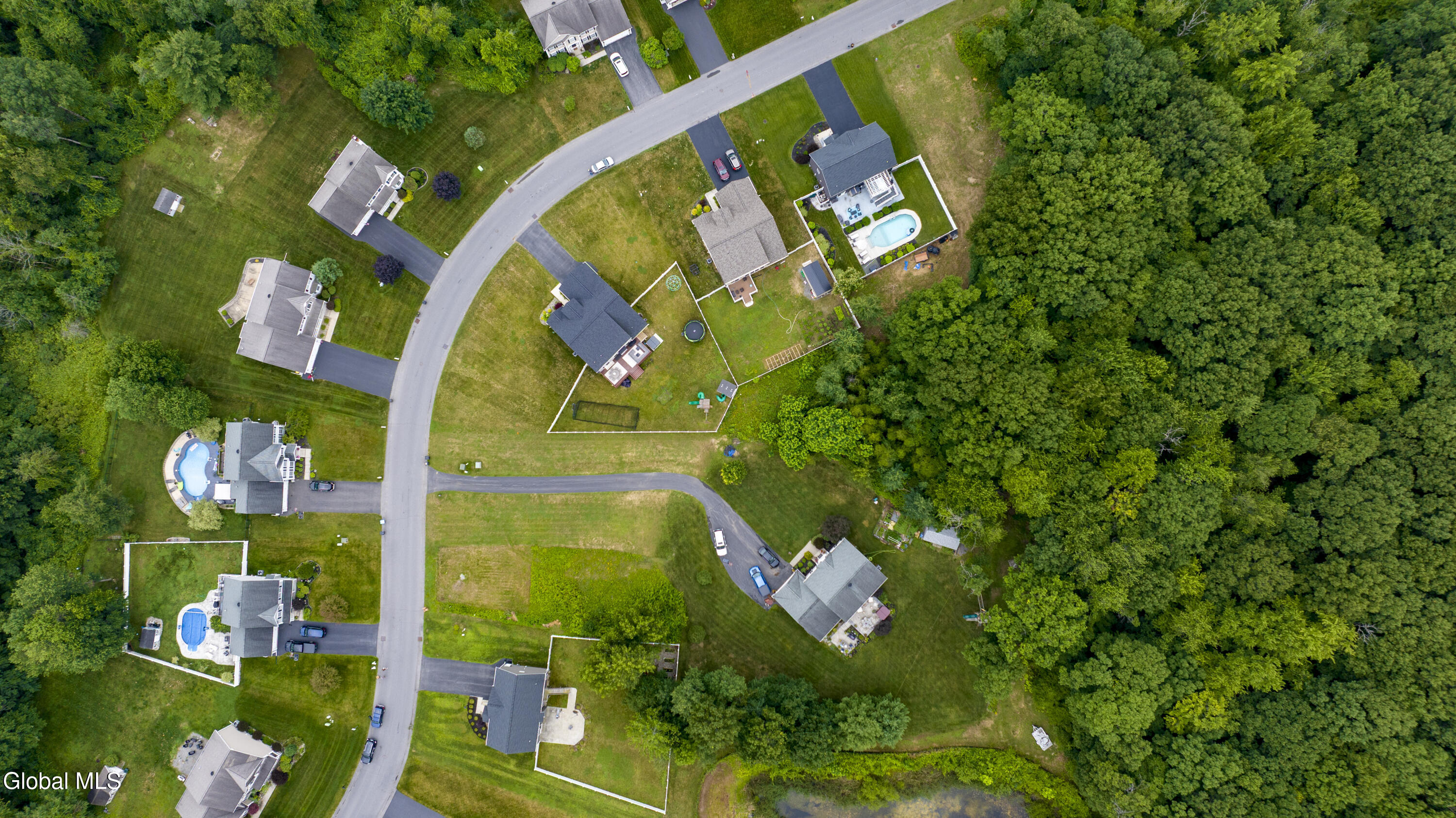 208 Steeple Way Rotterdam NY 12306