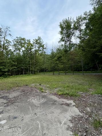 422 Old Peck Hill Road Gloversville NY 12078