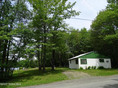528 Dyken Pond Road Petersburgh NY 12138