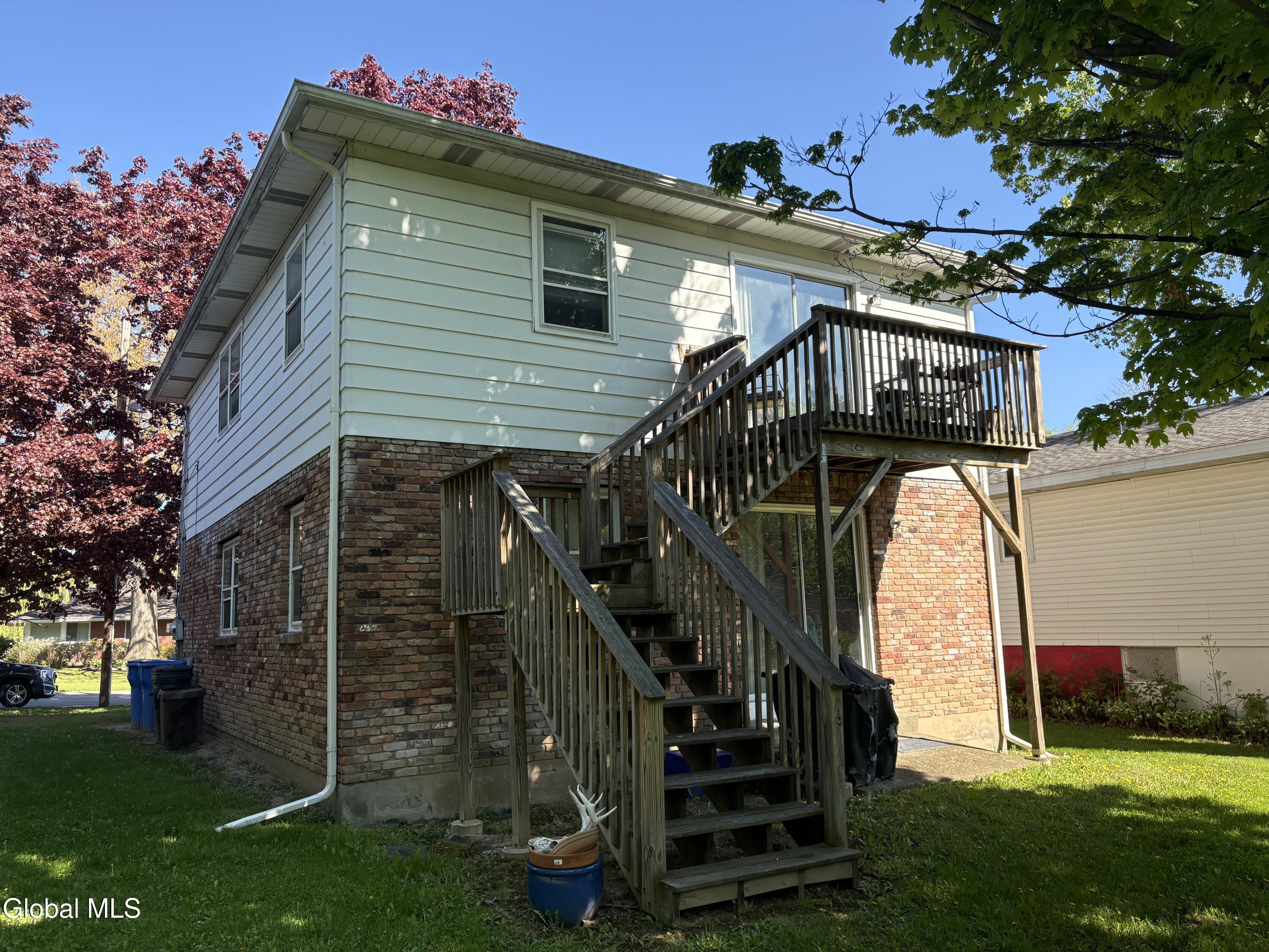 431-433 W Lawrence Street Albany NY 12208