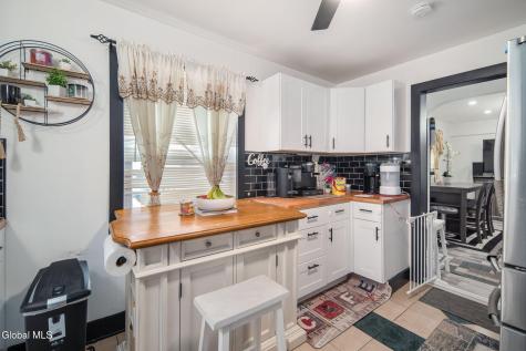 492 Olean Street Schenectady NY 12306