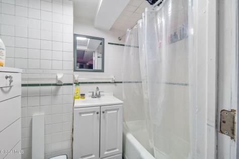 492 Olean Street Schenectady NY 12306