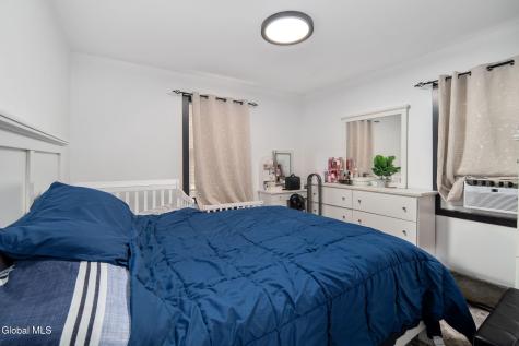 492 Olean Street Schenectady NY 12306