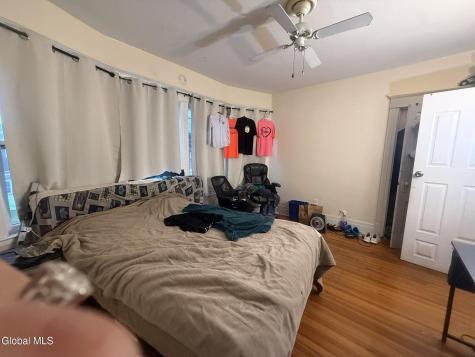 27 Mckinley Street Albany NY 12206