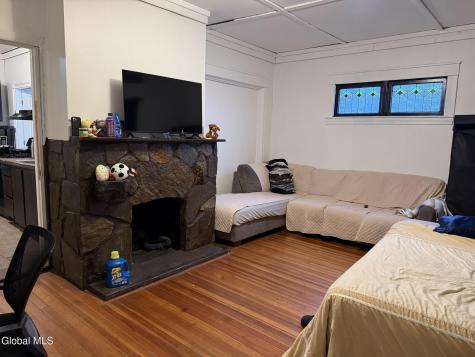 27 Mckinley Street Albany NY 12206