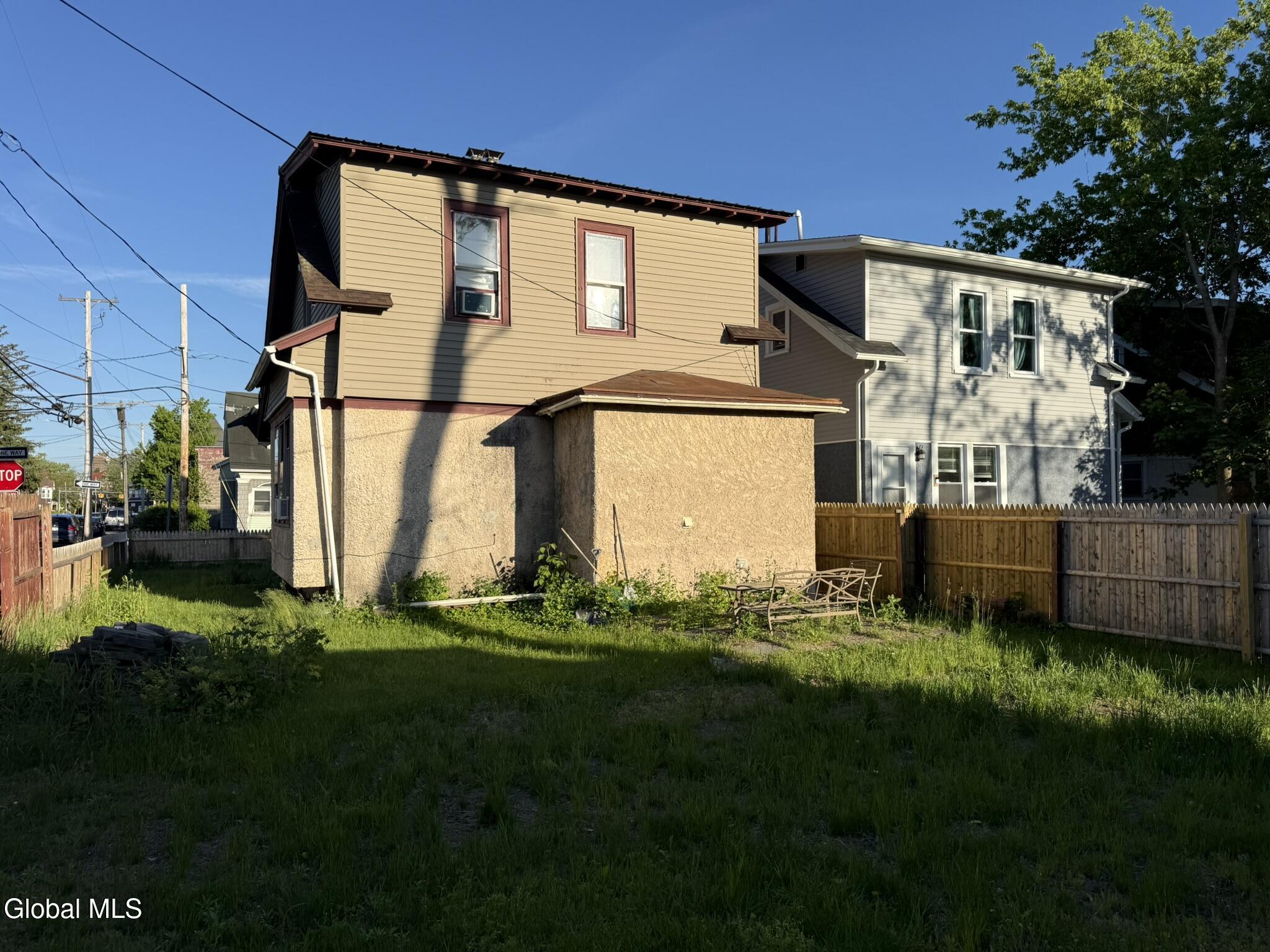 27 Mckinley Street Albany NY 12206