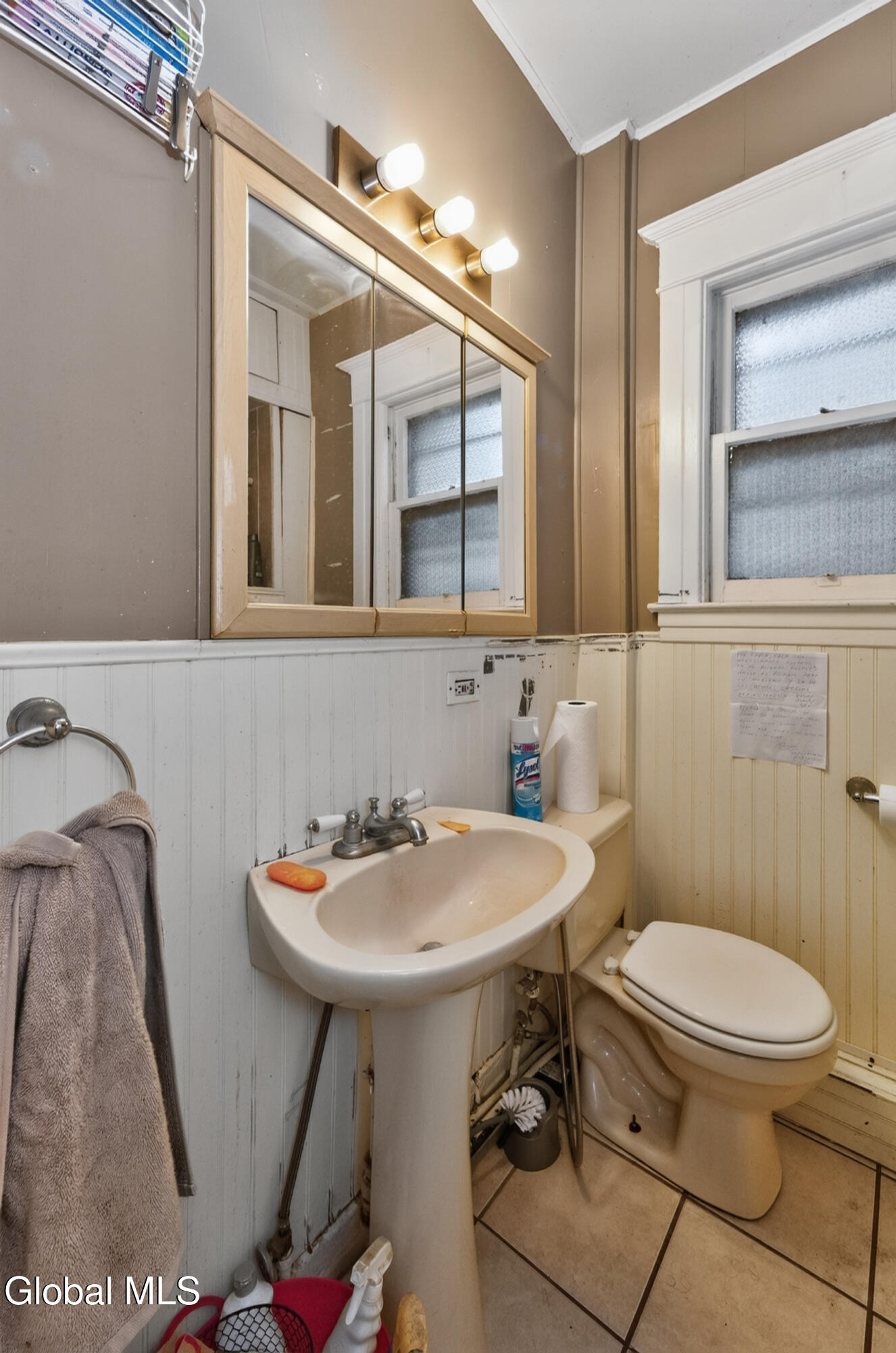 27 Mckinley Street Albany NY 12206