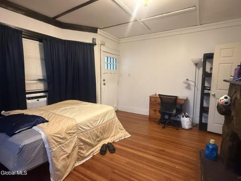 27 Mckinley Street Albany NY 12206
