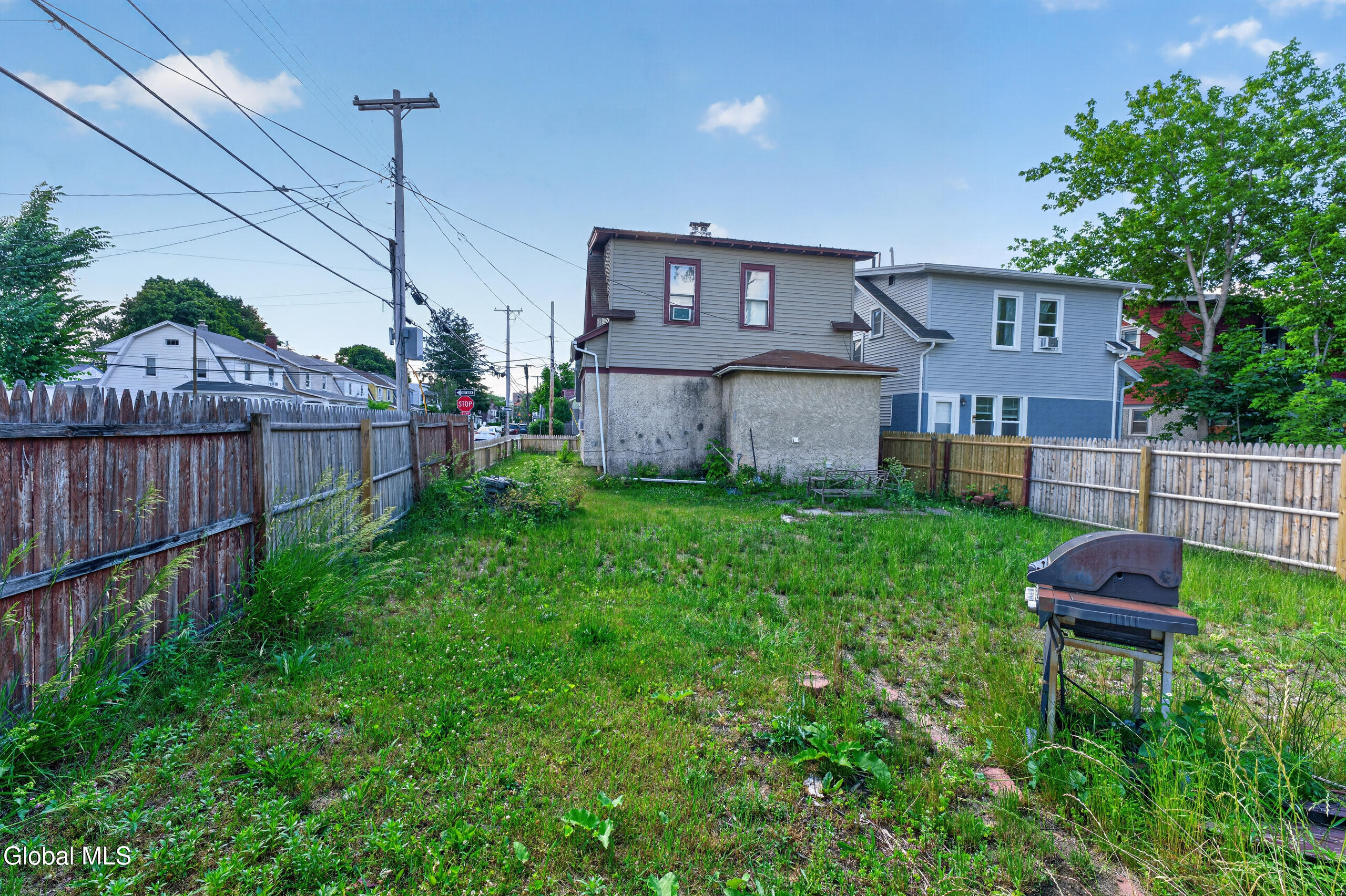 27 Mckinley Street Albany NY 12206