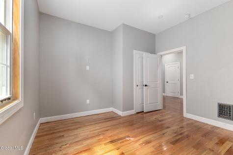 1109 Glenwood Boulevard Schenectady NY 12308
