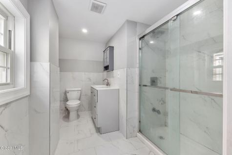 1109 Glenwood Boulevard Schenectady NY 12308