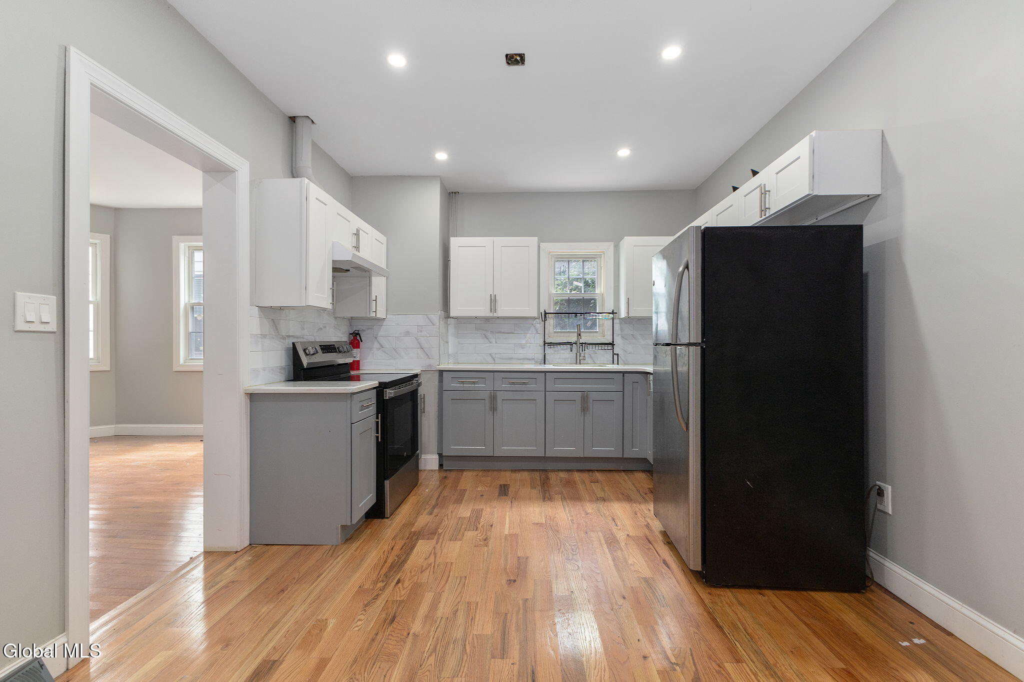 1109 Glenwood Boulevard Schenectady NY 12308