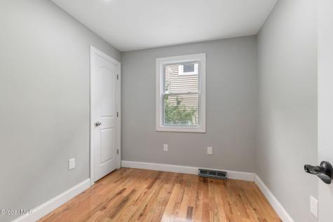 1109 Glenwood Boulevard Schenectady NY 12308
