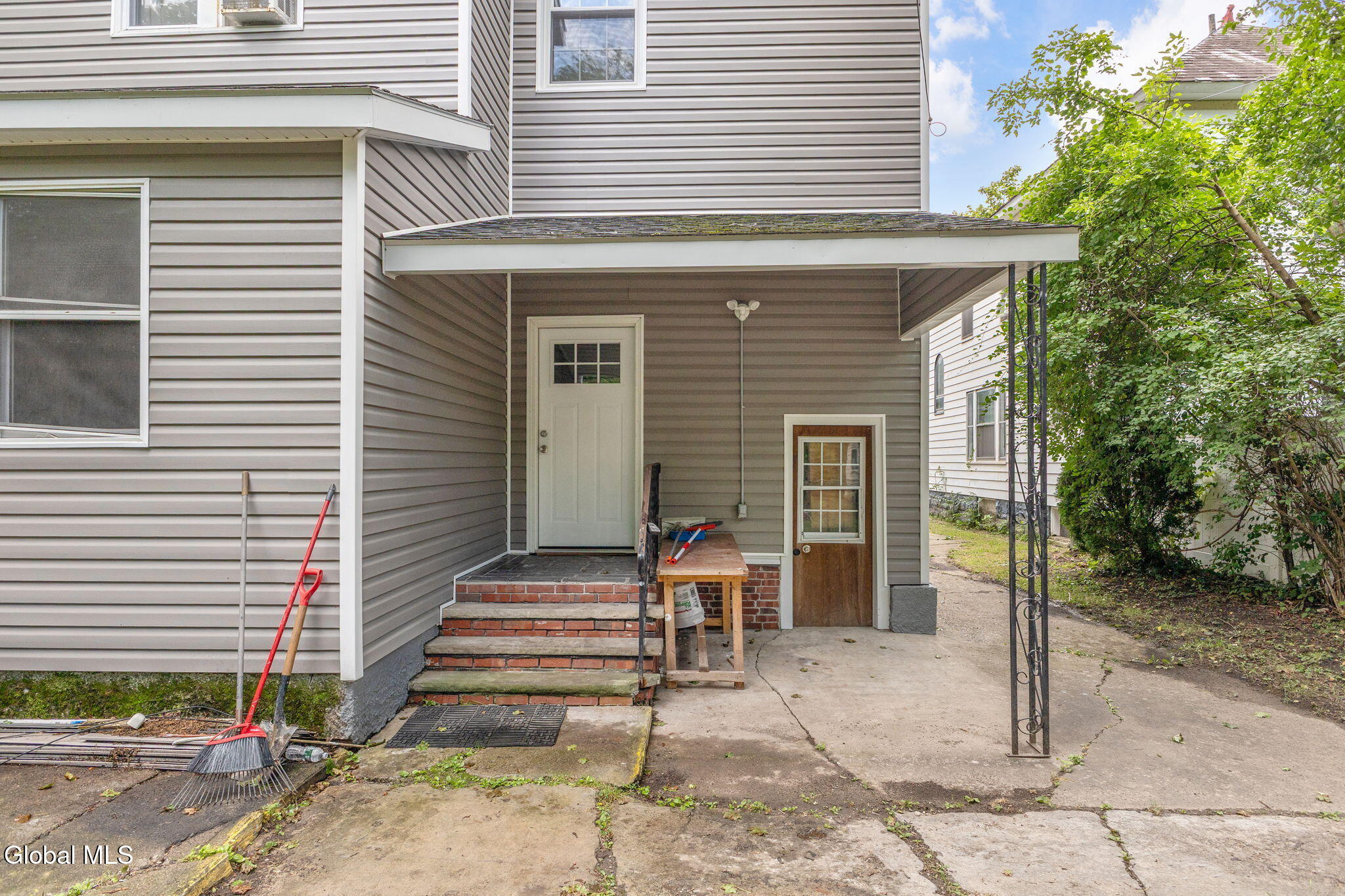 1109 Glenwood Boulevard Schenectady NY 12308