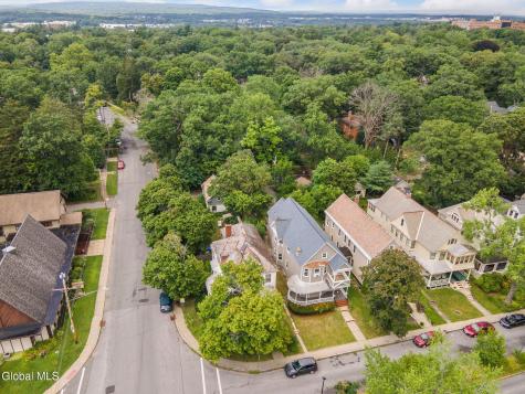 1109 Glenwood Boulevard Schenectady NY 12308