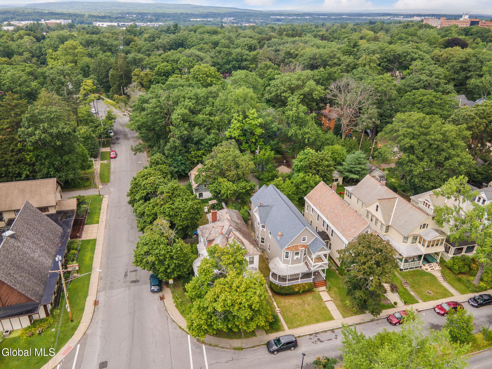 1109 Glenwood Boulevard Schenectady NY 12308